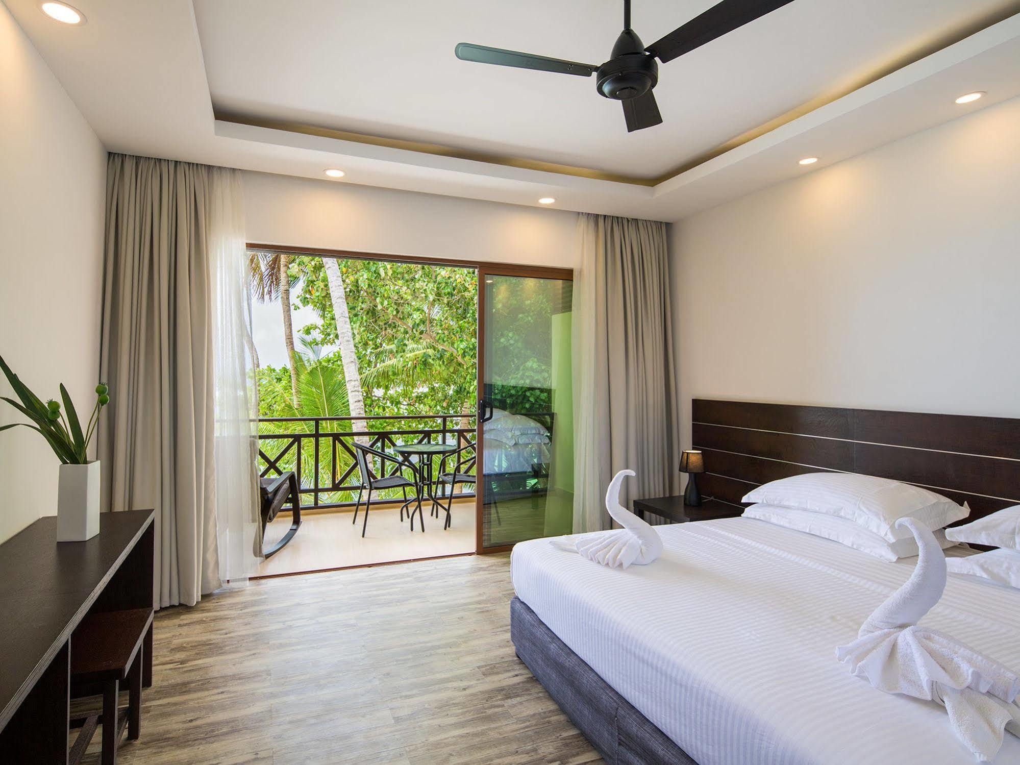 Canopus Retreat Thulusdhoo Exterior photo